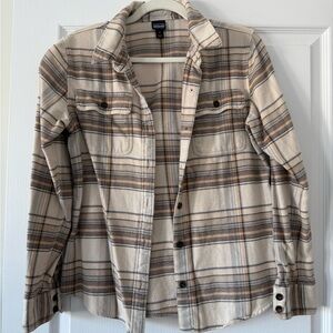 Patagonia Button Down - Womens